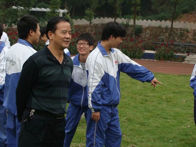 ��ʮ���е������＾�ﾶ�˶���¡�ؿ�Ļ