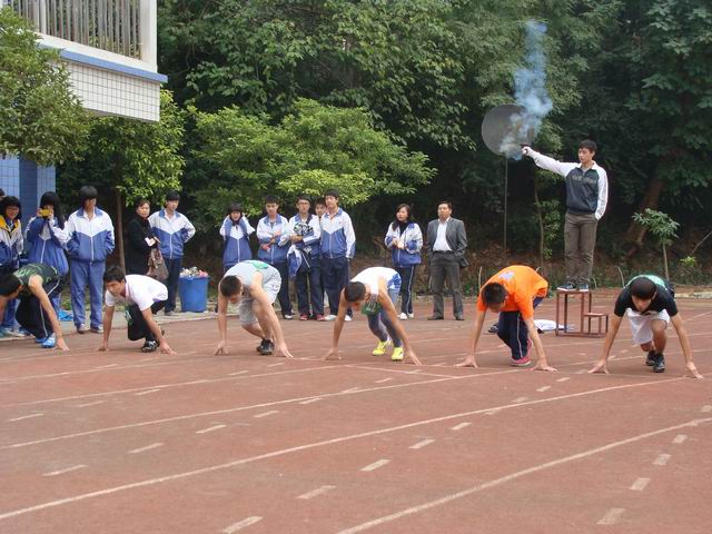 ʮ���У�������ʮ���е������＾�ﾶ�˶��ᾫ��˲��