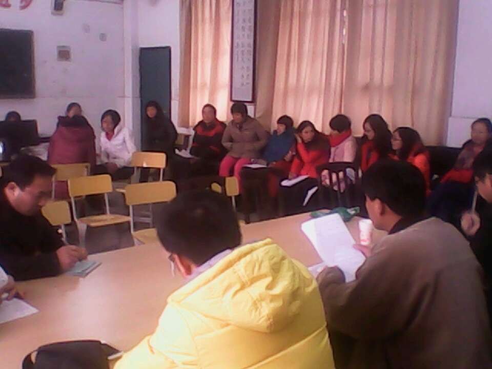 十八中:高一夯实基础篇系列报道:高一年终考评述职会